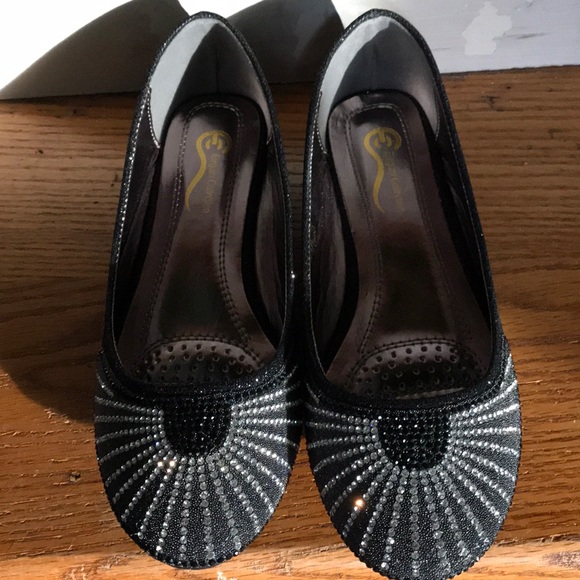 Round toe ballet flats - Picture 2 of 4